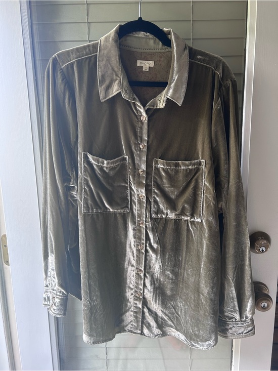 Pilcro Tops - Pilcro Crushed Velvet Collared Shirt in Olive Green. Size 1X